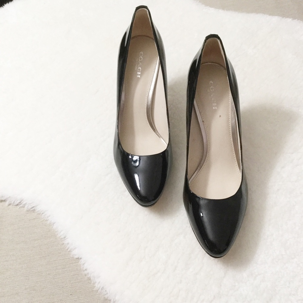 Coach Black Patient Heels 7.5 - Picture 2 of 8